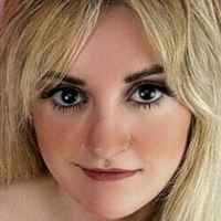 val_next_door Nue