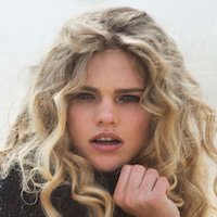 Valerie Van Der Graaf Nue