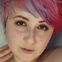 Valerie Wagg Nue