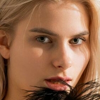 Valery Nue