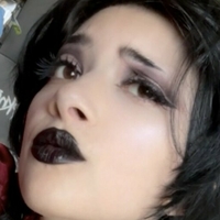 Vampyrisu Nue