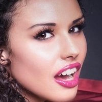 Vanessa Tavares Nue