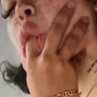 vanessaswrlddd Nue