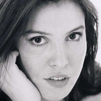 Vanna Barba Nue