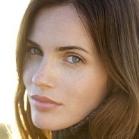 Veronica Hugo Nue
