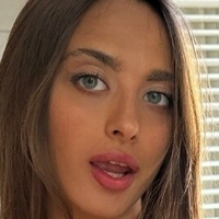 Veronika Tauros/ Nika Tauros Nue