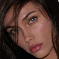 Vika Bronova Nue