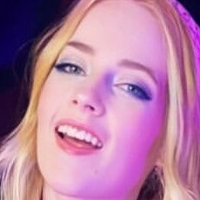 Vitoria Holtt Nue