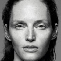 Vivien Solari Nue