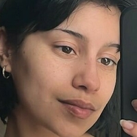 vymysela Nue