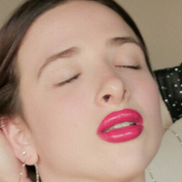 whitebrendita Nue