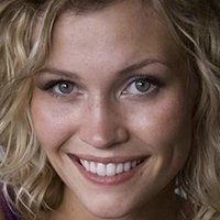 Whitney Moore Nue