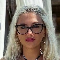 Xhulia Niсo Nue