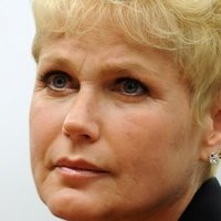Xuxa Meneghel Nue