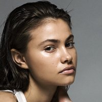 Yara Khmidan Nue