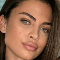 Yeva Smolenska Nue