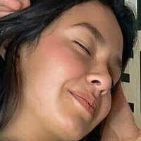 yogaalin Nue