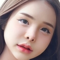 Yoshi Thunchanok Nue