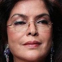Zeenat Aman Nue