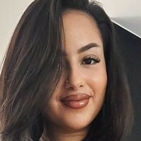 zinahadid Nue