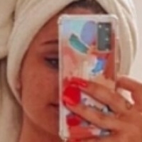 Zoe Caradzoglu Nue