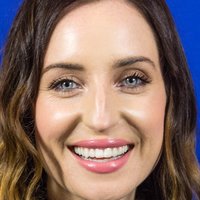Zoe Lister-Jones Nue