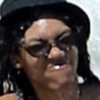 Zola Murphy Nue