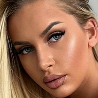 zolotova Nue
