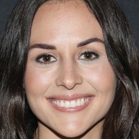 Zuria Vega Nue